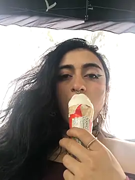 Snapshot of Lila_Desiree chatting on 02.04.26 Lila Desiree online show from 02.04.26