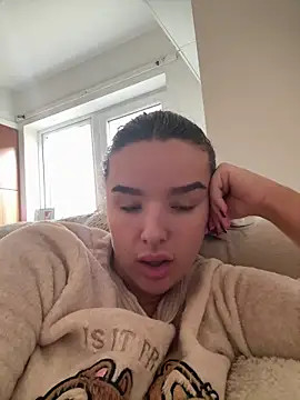 Snapshot of maisiesmithx chatting on 01.06.25 maisiesmithx online show from 01.06.25