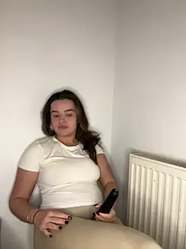 Snapshot of maisiesmithx chatting on 01.13.25 maisiesmithx online show from 01.13.25