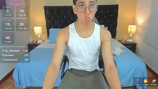 Dark hairy  online show from 01.05.25