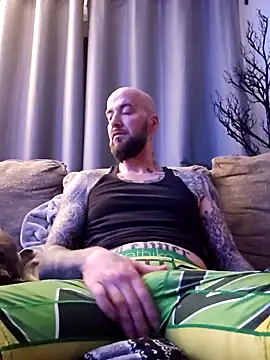 Beardedtattood online show from 01.22.25