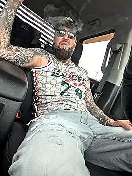 Beardedtattood online show from 11.14.25