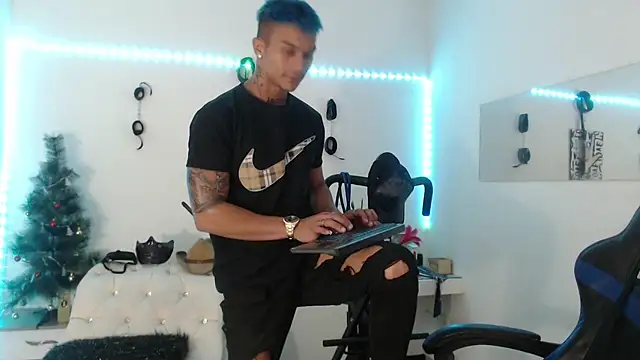 Leonard Price online show from 02.07.25