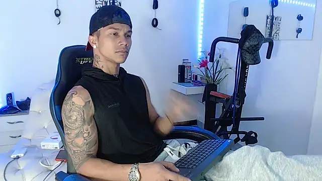 Leonard Price online show from 03.04.25