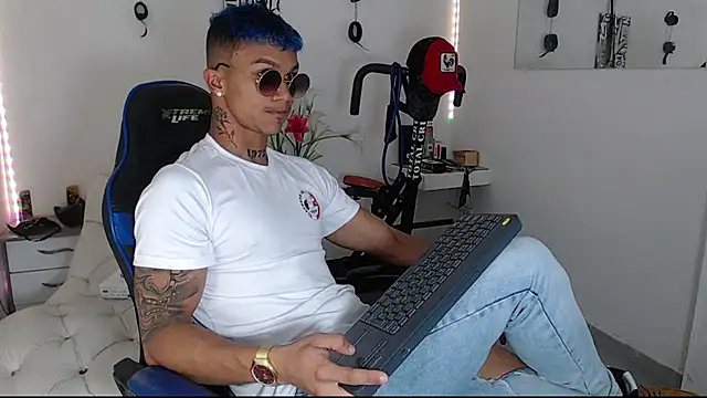 Leonard Price online show from 03.11.25