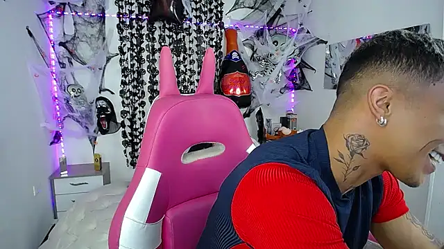 Leonard Price online show from 10.17.25