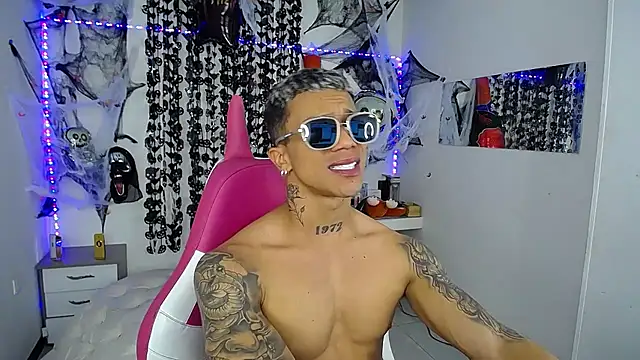 Leonard Price online show from 10.28.25