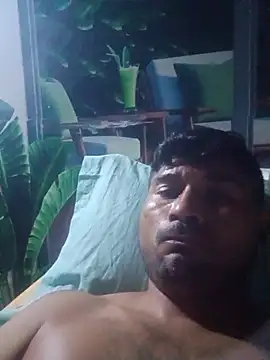 Snapshot of Diogo100 chatting on 10.14.25 Diogo100 online show from 10.14.25