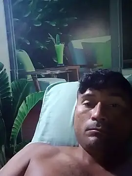 Snapshot of Diogo100 chatting on 10.18.25 Diogo100 online show from 10.18.25