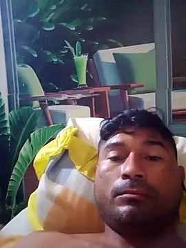 Snapshot of Diogo100 chatting on 10.24.25 Diogo100 online show from 10.24.25