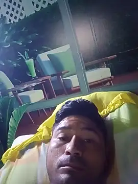 Snapshot of Diogo100 chatting on 10.28.25 Diogo100 online show from 10.28.25