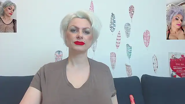 Snapshot of ForeverBarbie_ chatting on 06.01.26 ForeverBarbie online show from 06.01.26