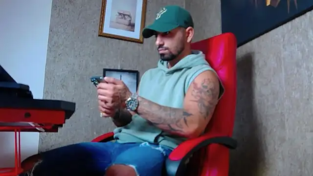 NigelBoydXXX online show from 12.18.24