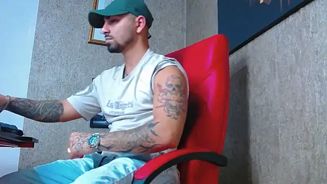 NigelBoydXXX online show from 01.05.25