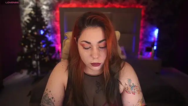 Kittywakee online show from 12.18.24