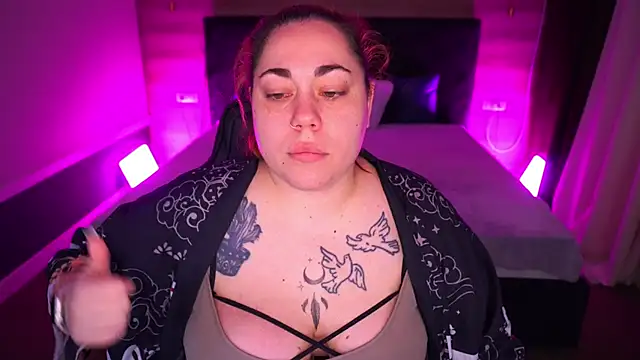 Kittywakee online show from 11.29.25