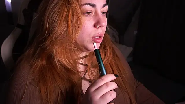 Kittywakee online show from 12.18.25