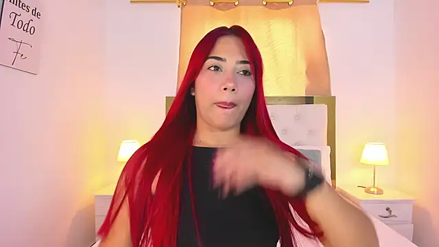 Snapshot of SofiaBosch chatting on 10.17.25 SofiaBosch online show from 10.17.25