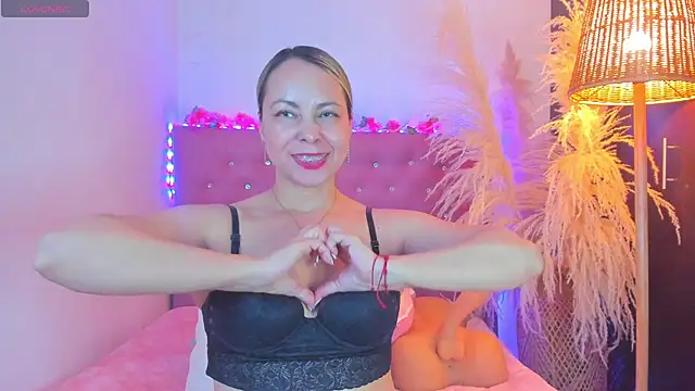  sexybunny  online show from 04.17.26