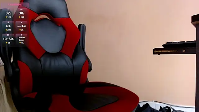 karlgiles  online show from 03.08.25