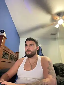 Snapshot of MasterKvn chatting on 01.04.25 MasterKvn online show from 01.04.25