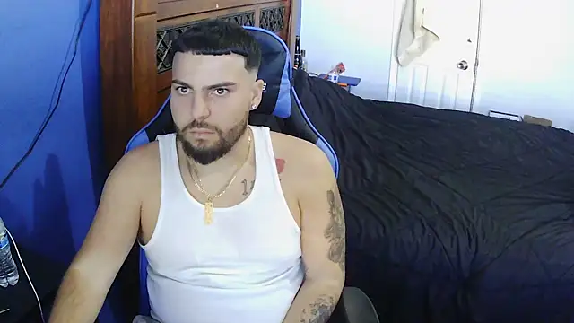 Snapshot of MasterKvn chatting on 01.28.25 MasterKvn online show from 01.28.25