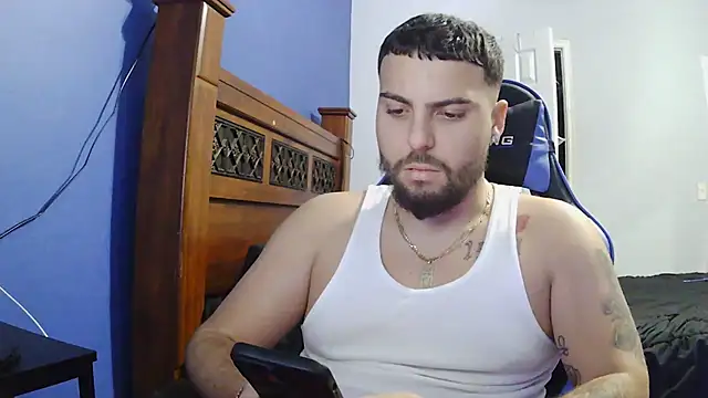 Snapshot of MasterKvn chatting on 02.01.25 MasterKvn online show from 02.01.25