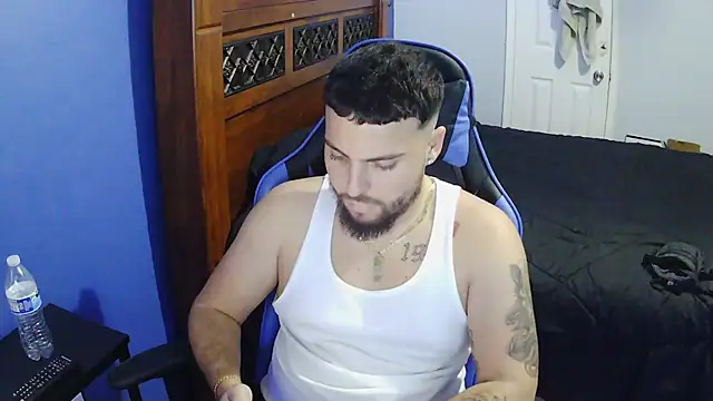 Snapshot of MasterKvn chatting on 02.25.25 MasterKvn online show from 02.25.25