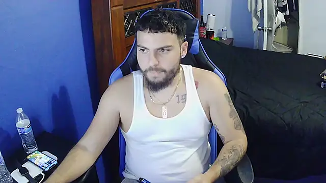 Snapshot of MasterKvn chatting on 03.14.25 MasterKvn online show from 03.14.25