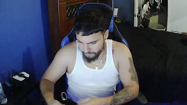 Snapshot of MasterKvn chatting on 03.20.25 MasterKvn online show from 03.20.25