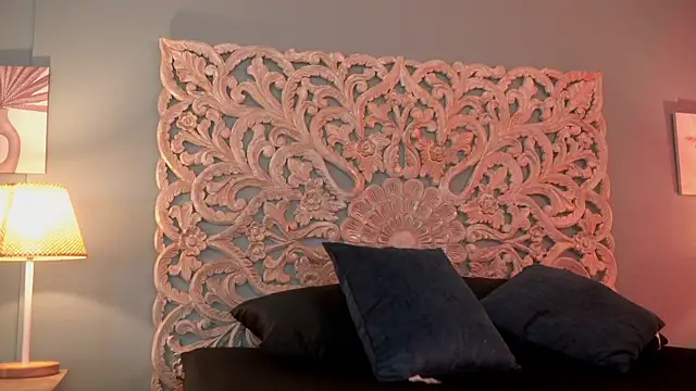 Snapshot of lupeebony chatting on 10.31.25 lupeebony online show from 10.31.25