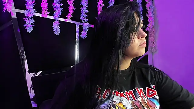 Victoria Rossy online show from 09.29.25