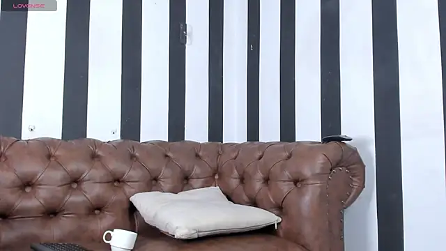 Snapshot of karla_bertulucci chatting on 12.31.24 karla bertulucci online show from 12.31.24