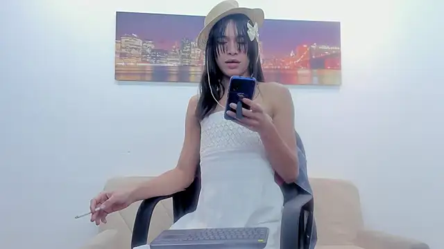 Snapshot of karla_bertulucci chatting on 03.20.25 karla bertulucci online show from 03.20.25