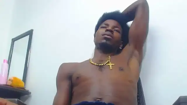 Snapshot of jaycolinss chatting on 10.04.25 jaycolinss online show from 10.04.25