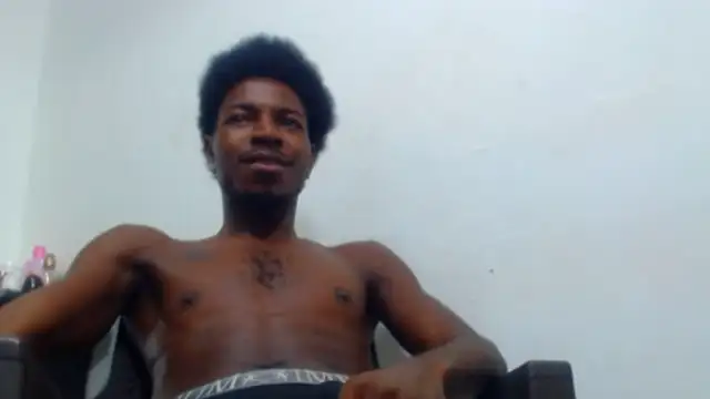 Snapshot of jaycolinss chatting on 10.14.25 jaycolinss online show from 10.14.25