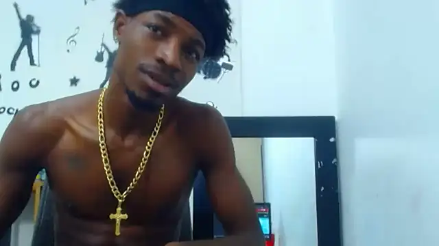 Snapshot of jaycolinss chatting on 11.05.25 jaycolinss online show from 11.05.25