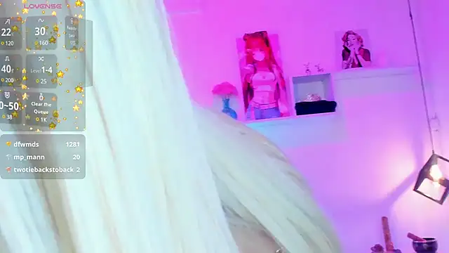 Snapshot of Nyx__Blackwood chatting on 03.20.25 Nyx Blackwood online show from 03.20.25