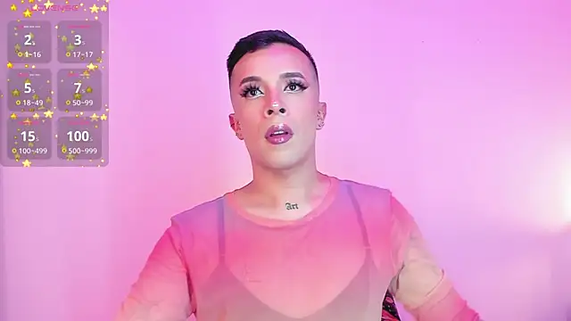 Snapshot of Nyx__Blackwood chatting on 09.30.25 Nyx Blackwood online show from 09.30.25