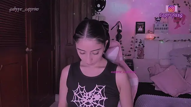 Snapshot of gabyye_capprins chatting on 02.20.26 gabyye capprins online show from 02.20.26