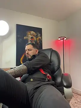 Ethan Castellano online show from 10.31.25