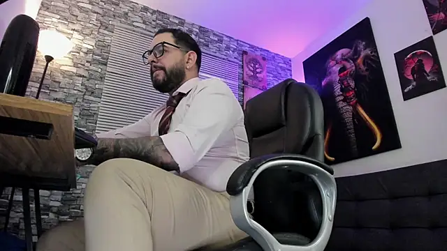 Snapshot of Ethan_Castellano chatting on 06.03.26 Ethan Castellano online show from 06.03.26