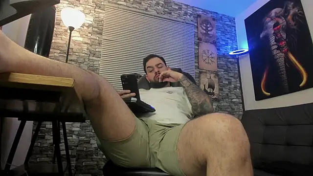 Snapshot of Ethan_Castellano chatting on 07.03.26 Ethan Castellano online show from 07.03.26