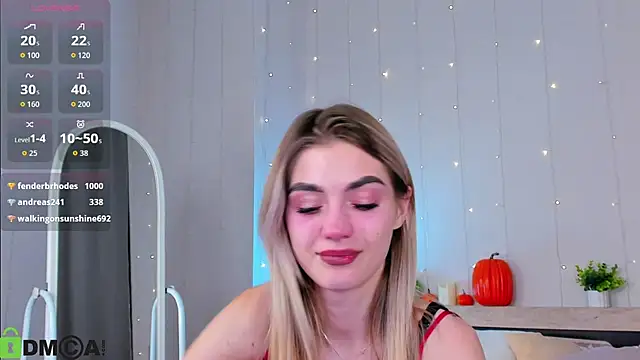 Snapshot of Cherry_Price chatting on 10.28.25 Cherry Price online show from 10.28.25