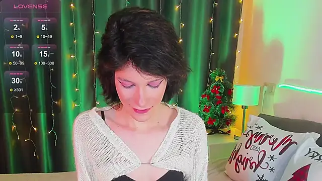 Snapshot of Kolette_Gray chatting on 12.05.24 Kolette Gray online show from 12.05.24