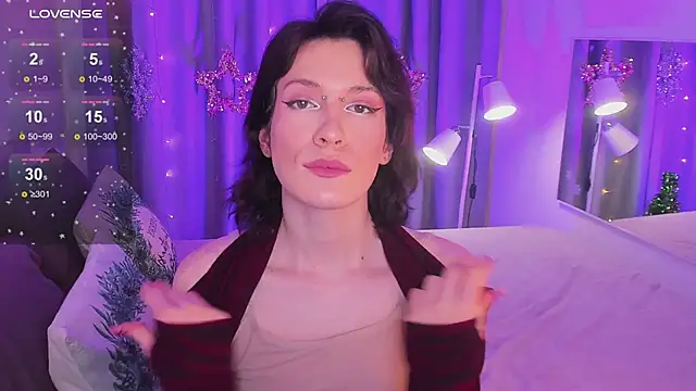 Snapshot of Kolette_Gray chatting on 12.18.24 Kolette Gray online show from 12.18.24