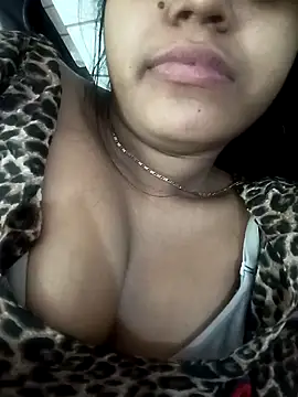 Snapshot of Sania-Love chatting on 01.30.25 Sania-Love online show from 01.30.25