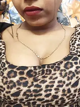 Snapshot of Sania-Love chatting on 02.04.25 Sania-Love online show from 02.04.25