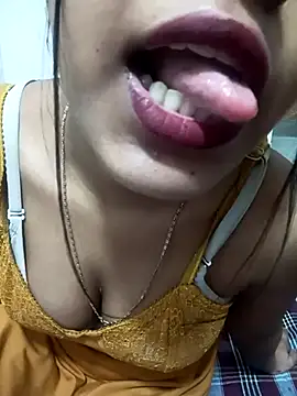 Snapshot of Sania-Love chatting on 02.27.25 Sania-Love online show from 02.27.25