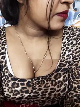 Snapshot of Sania-Love chatting on 03.08.25 Sania-Love online show from 03.08.25